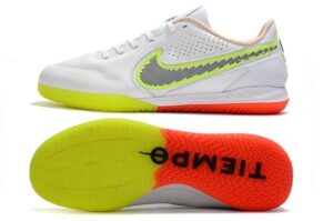 Nike Tiempo 9