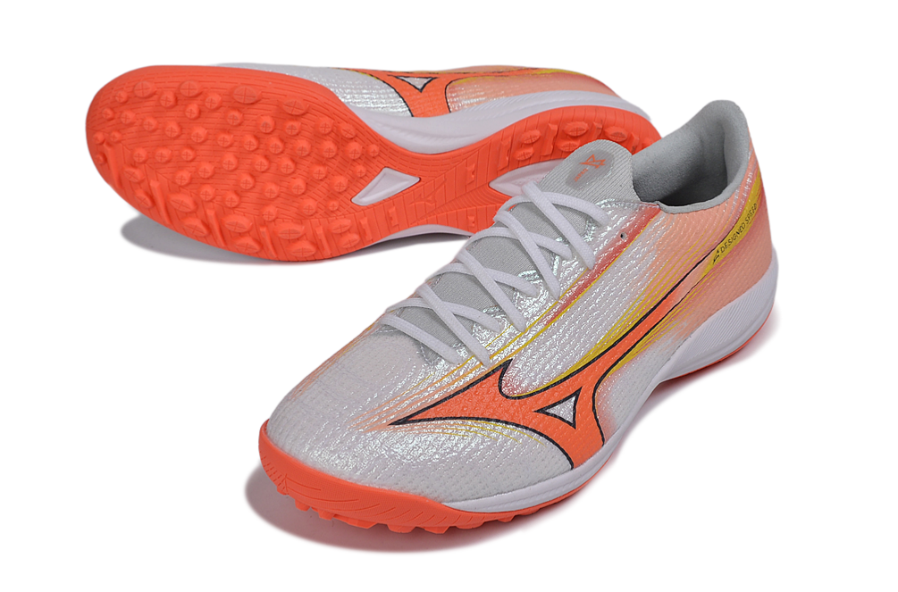 Mizuno Anpha Elite TF cam - Image 3